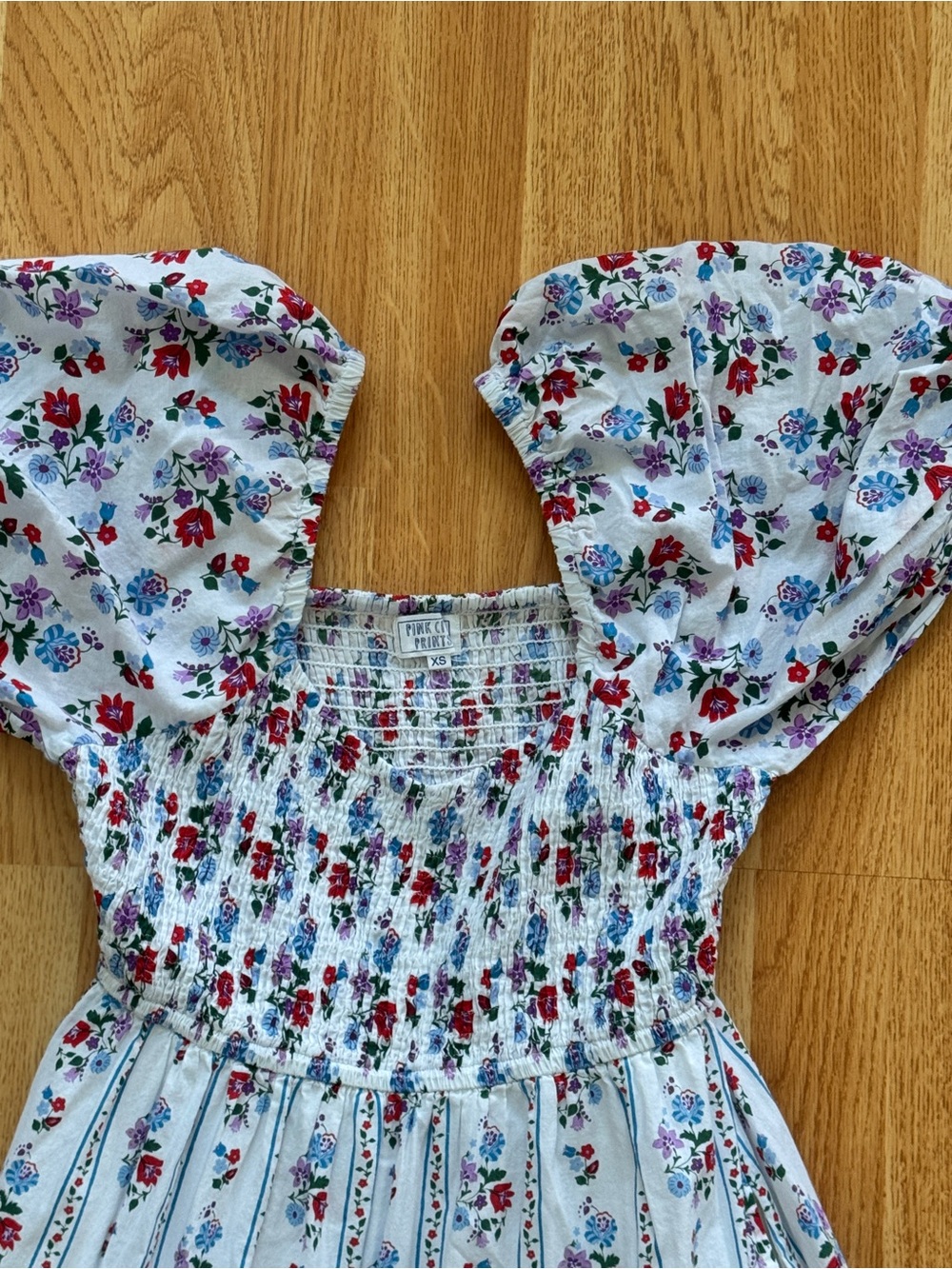 EUC Pink City Prints Smocked Bodice Blue & White Floral Midi Dress w/ pockets XS - Picture 2 of 5